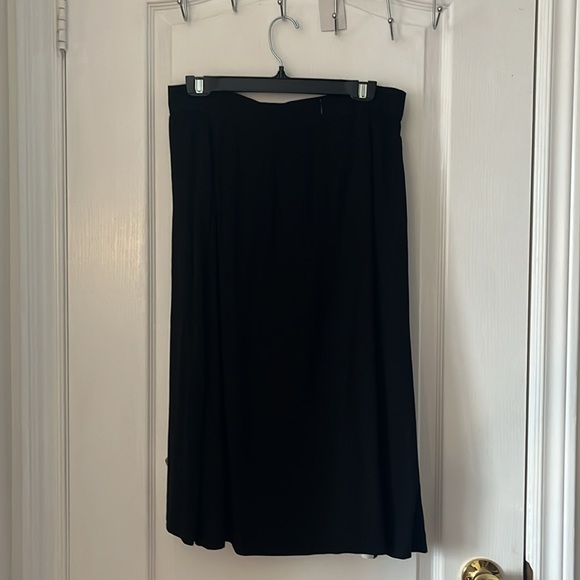 ZARA Black and White Midi Skirt with slit SIZE L - Picture 3 of 3